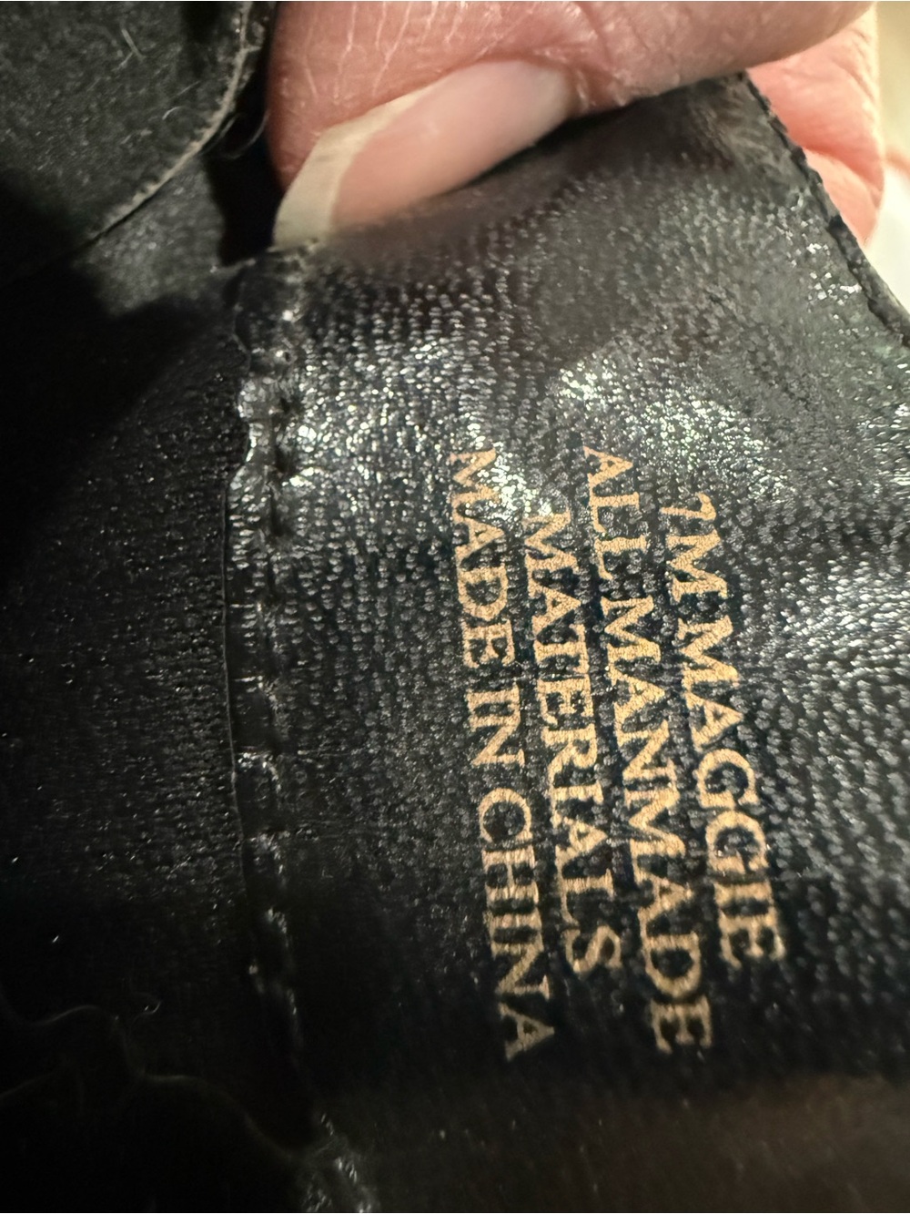Ammaggie Handmade Black Leather Shoe (Made in China)